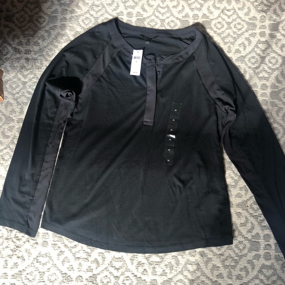 Banana Republic Black Long Sleeve - Picture 2 of 5
